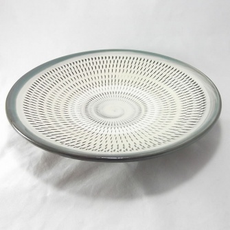 小鹿田焼の7寸皿 飛び鉋