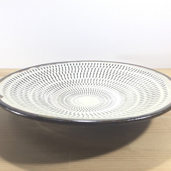 小鹿田焼の8寸皿 飛び鉋(とびかんな)