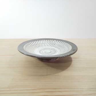 小鹿田焼の5寸皿 飛び鉋