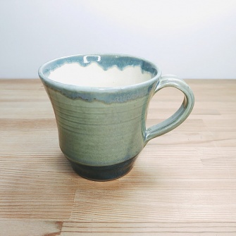 小鹿田焼のマグカップ 緑