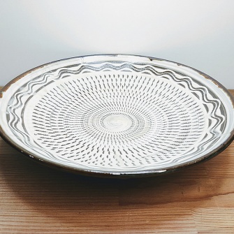 小鹿田焼の8寸皿