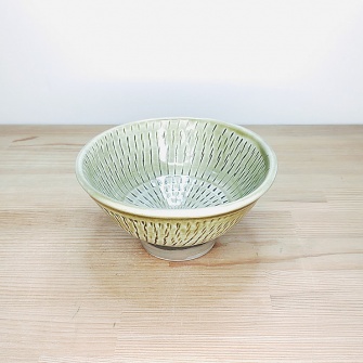 小鹿田焼の茶碗 飛び鉋(とびかんな) 緑