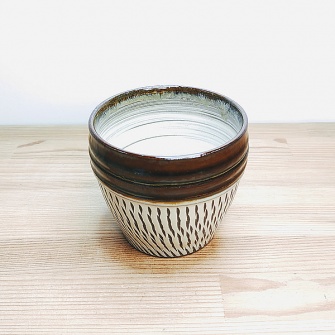 小鹿田焼のチューハイカップ 白飛び鉋