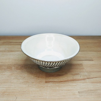 小鹿田焼の茶碗 飛び鉋(とびかんな)