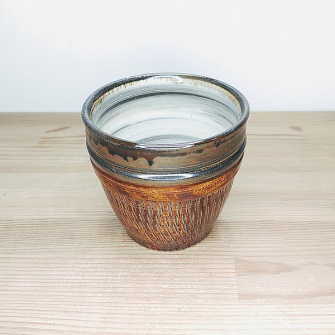 小鹿田焼の【割引中】チューハイカップ 茶飛び鉋