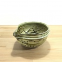 小鹿田焼の【アウトレット】4寸片口 外側飛び鉋内側くしめ 緑