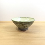 小鹿田焼の茶碗　飛び鉋(とびかんな)　緑