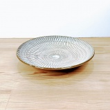 小鹿田焼の７寸皿　飛び鉋(とびかんな)