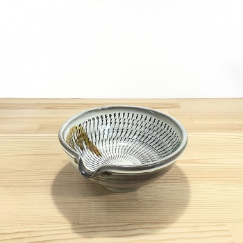 小鹿田焼の5寸飛び鉋片口丼