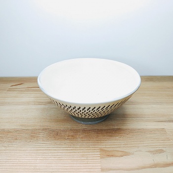 小鹿田焼の茶碗 飛び鉋(とびかんな)