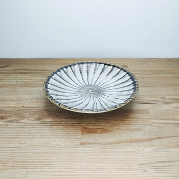 小鹿田焼の4寸皿 刷毛目